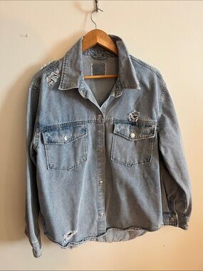 Distressed Light Wash Denim Shirt Jacket - Light Blue